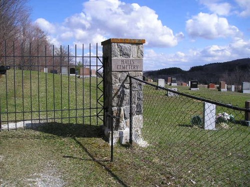 Commonwealth War Grave Hall's Cemetery