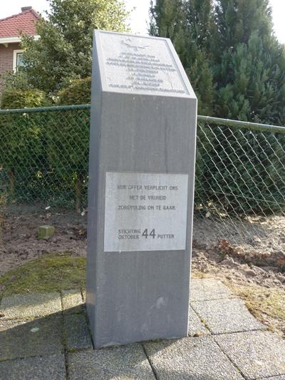 Monument Gesneuvelde Canadese Soldaten #3