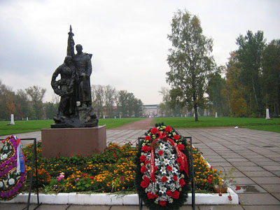 Soviet War Cemetery Bolsheohtinskoe #1