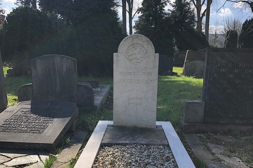 Dutch War Graves Oosterbegraafplaats Enschede