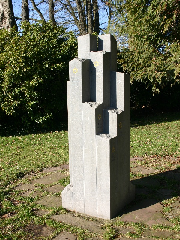 Jewish Monument #2