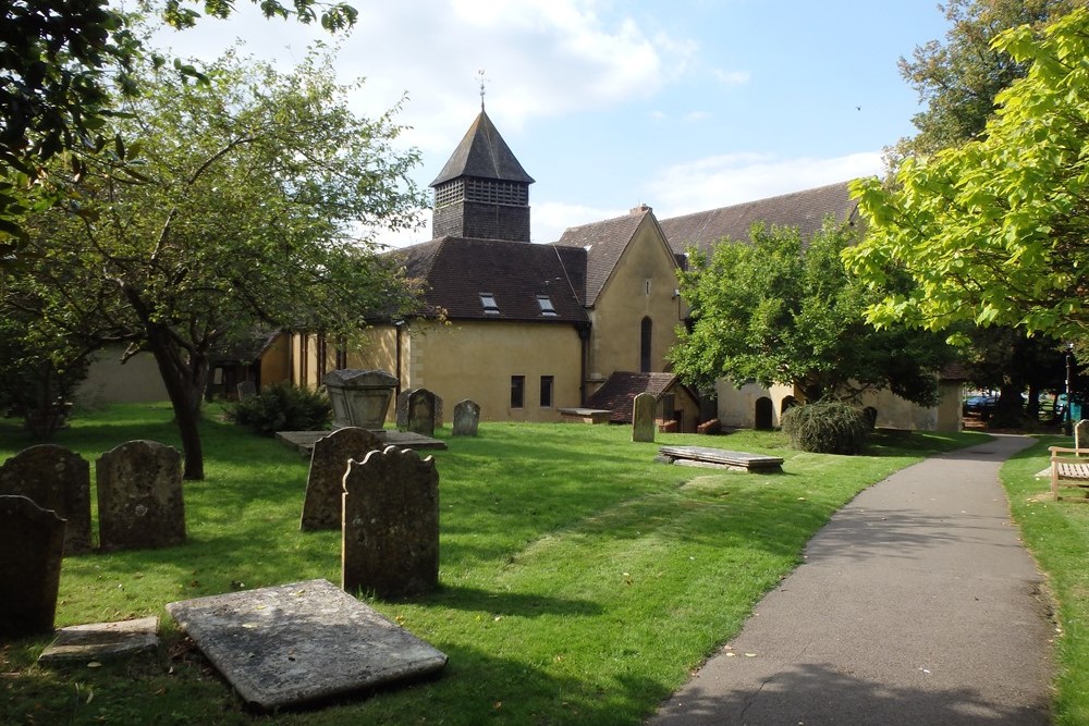 Commonwealth War Graves St. Peter Churchyard