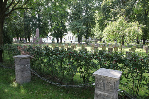 Sovjet Oorlogsbegraafplaats Neuruppin #2