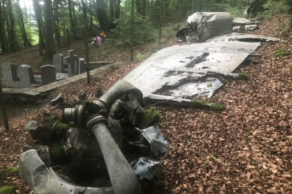 Monument en Oorlogsgraven Hudson Transportvliegtuig #2