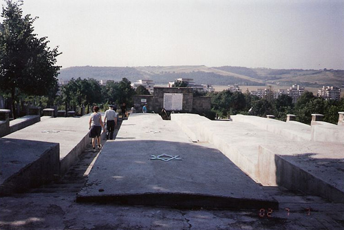 Mass Graves Victims Iasi Pogrom #1