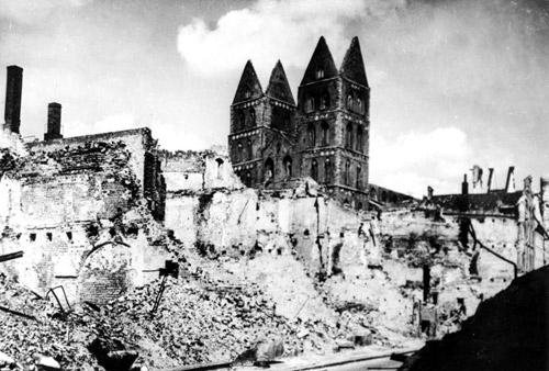 Memorial Destruction St. Mary's Church Lbeck #3