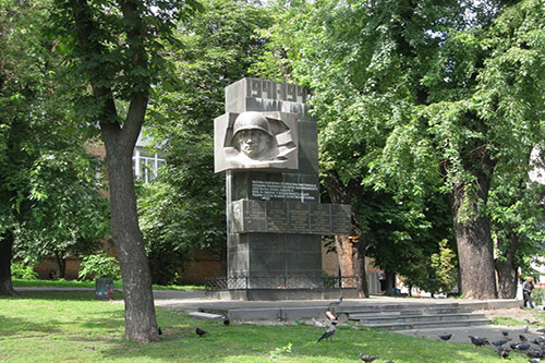 Monument Werknemers Depot I.M. Lenin #1