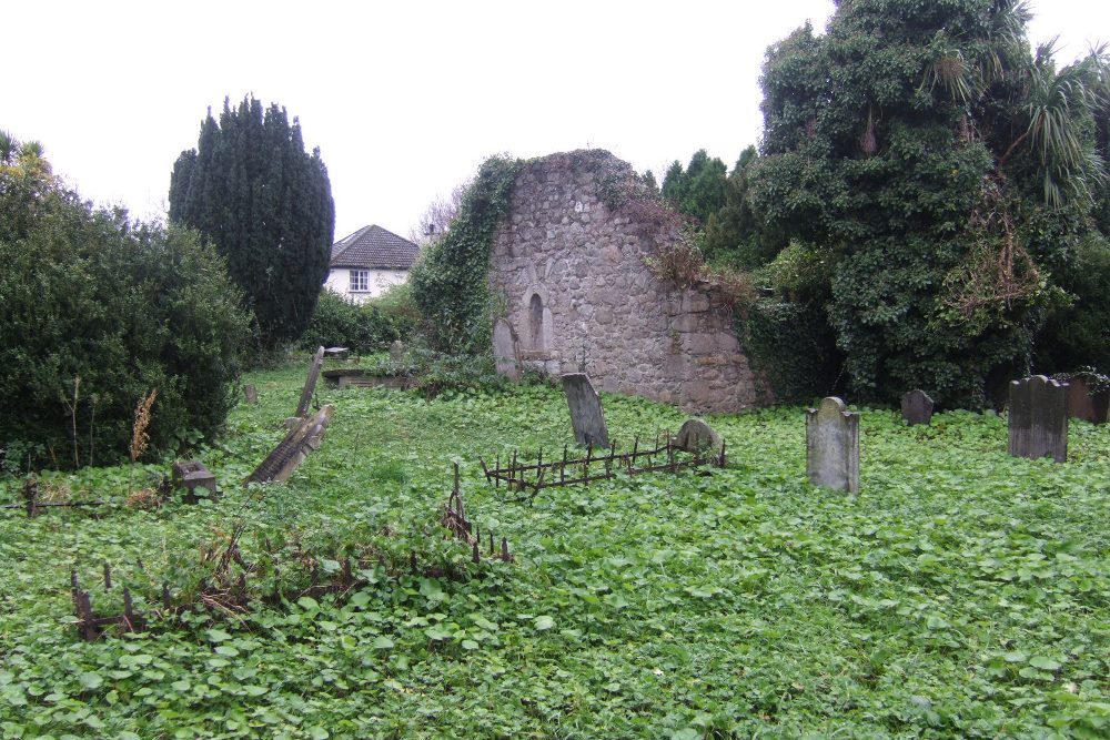 Commonwealth War Graves Old Connaught Burial Ground #1