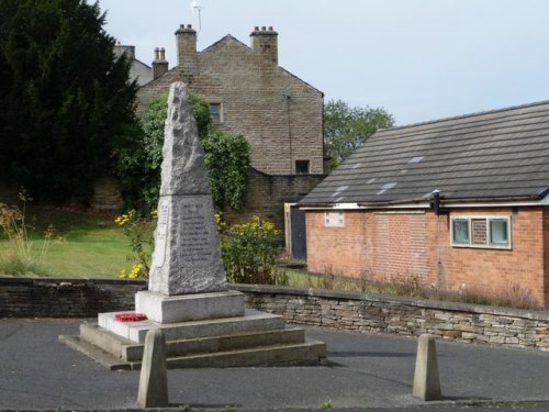 Oorlogsmonument Clayton West en High Hoyland #1