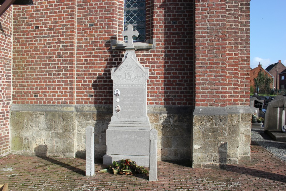 Oorlogsmonument Ottergem	 #1