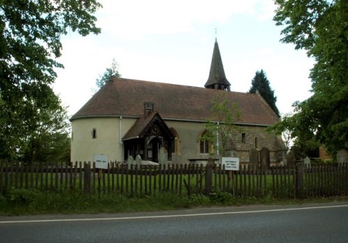 Oorlogsgraven van het Gemenebest St. Giles Churchyard #1