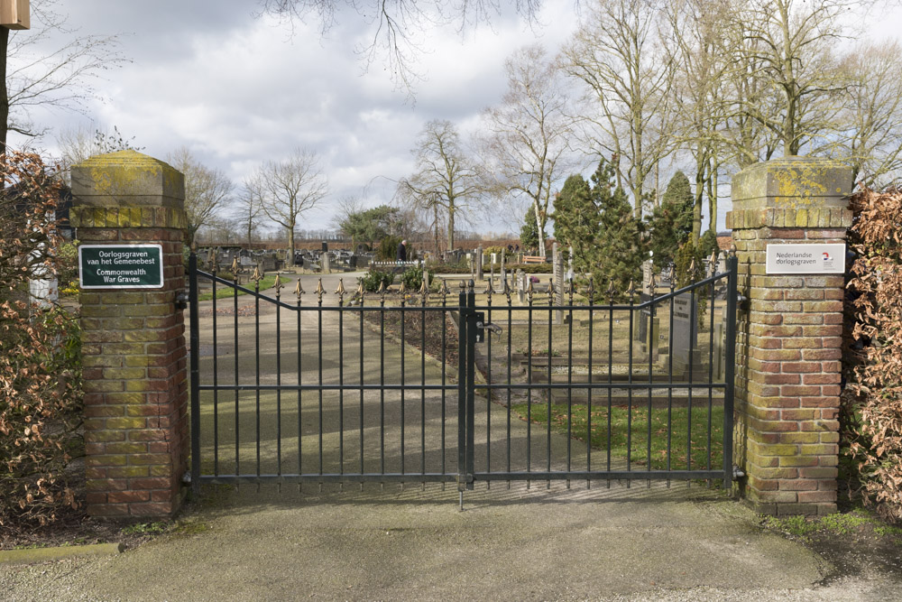 Commonwealth War Graves General Cemetery Wijhe #5