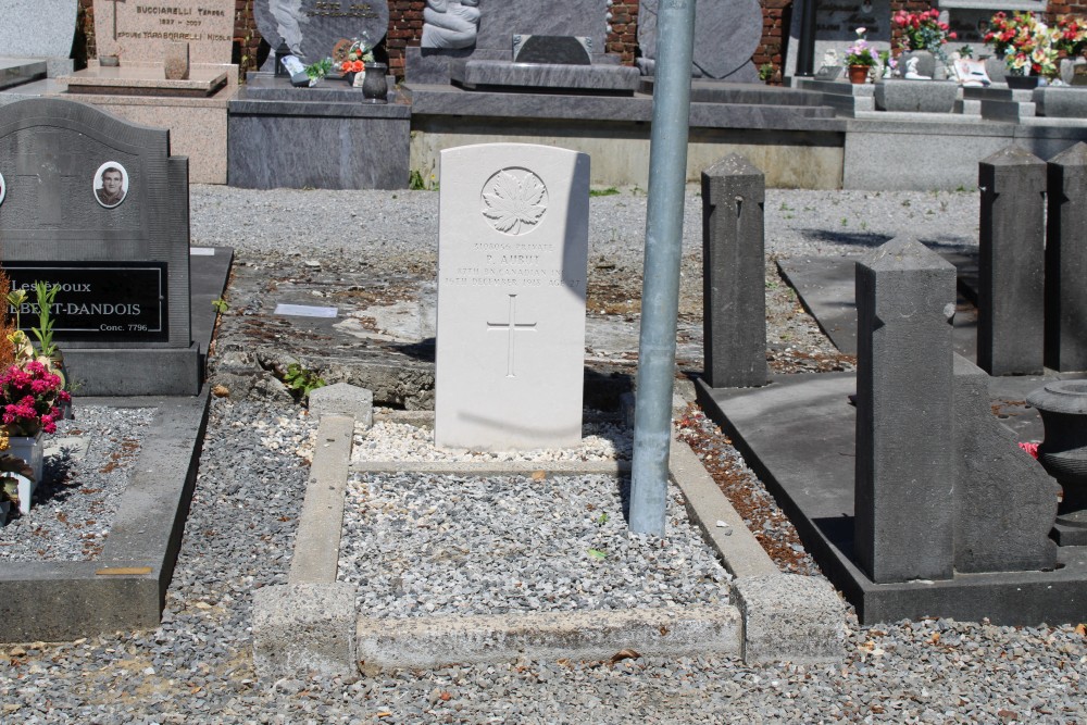 Commonwealth War Grave Courcelles #2