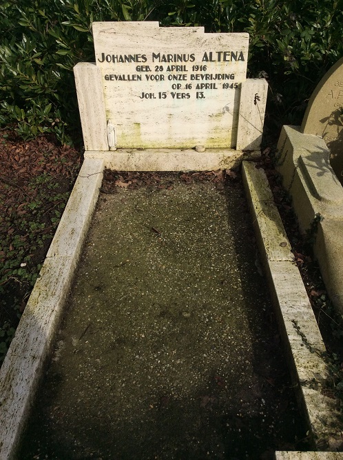 Dutch War Graves Kovelswade Cemetery #5
