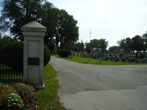 Commonwealth War Graves St. Mary's Cemetery