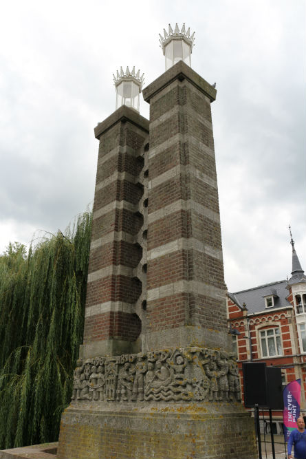 Relief Carving 1944 Wilhelmina Bridge Den Bosch #4