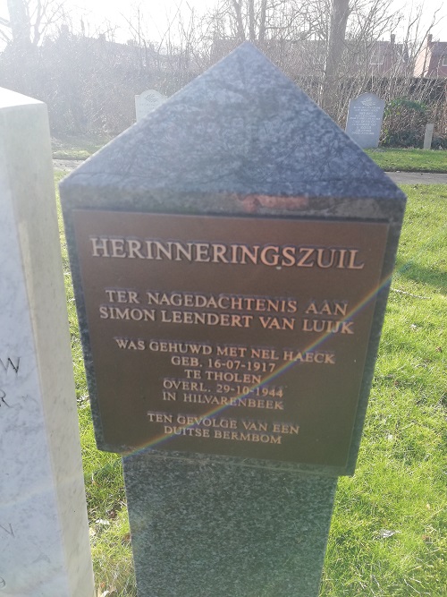 Dutch War Graves Tholen #3