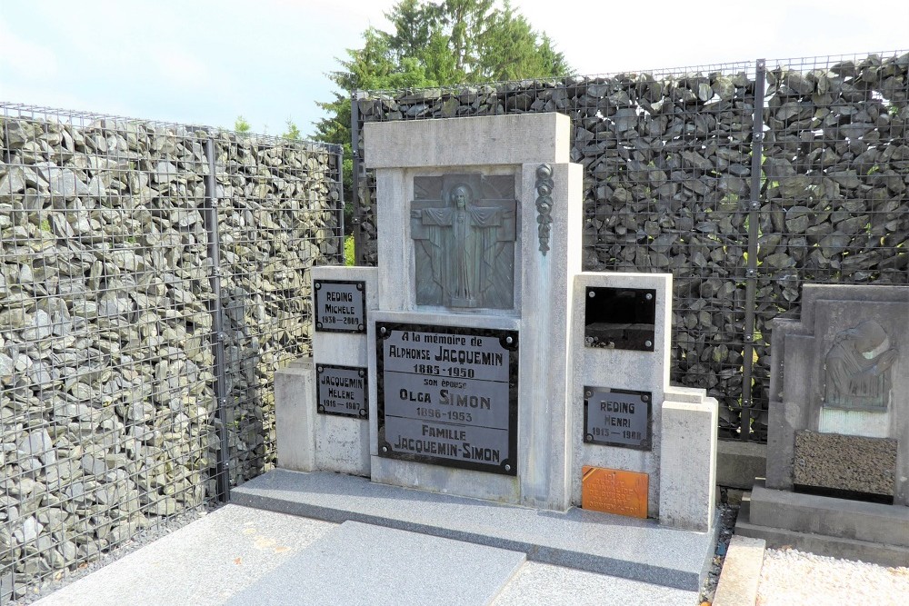 Belgian Graves Veterans Lacuisine #1