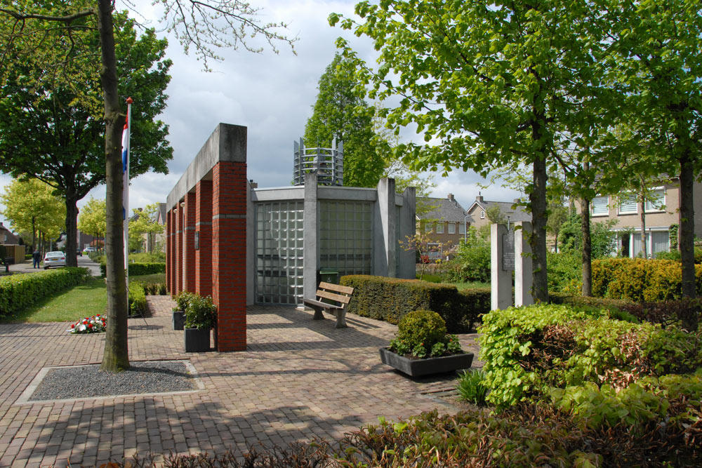 Memorial Chapel Vennehof Rosmalen #5