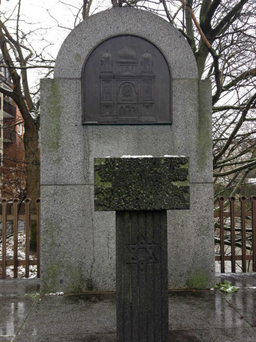 Monument Hauptsynagoge Nrnberg #3