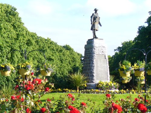 Oorlogsmonument Forres #1