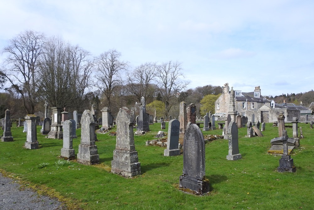 Commonwealth War Graves West Linton Cemetery