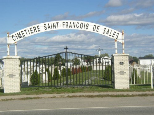 Commonwealth War Graves St. Francois de Sales Roman Catholic Cemetery #1