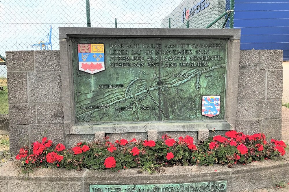 Monument Bevrijding Zeebrugge #2