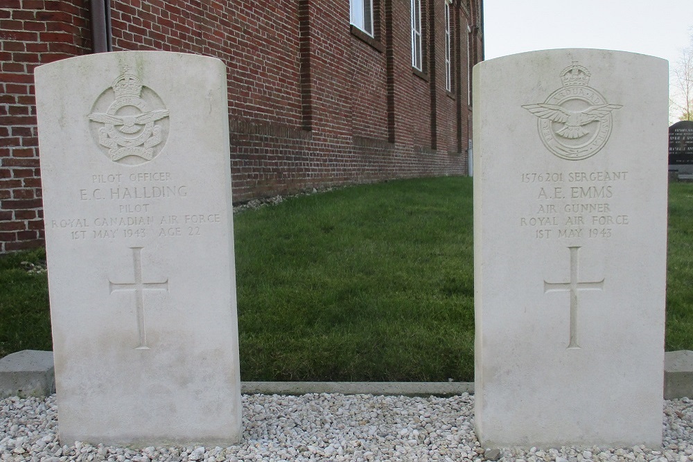 Oorlogsgraven van het Gemenebest Damwâld #4