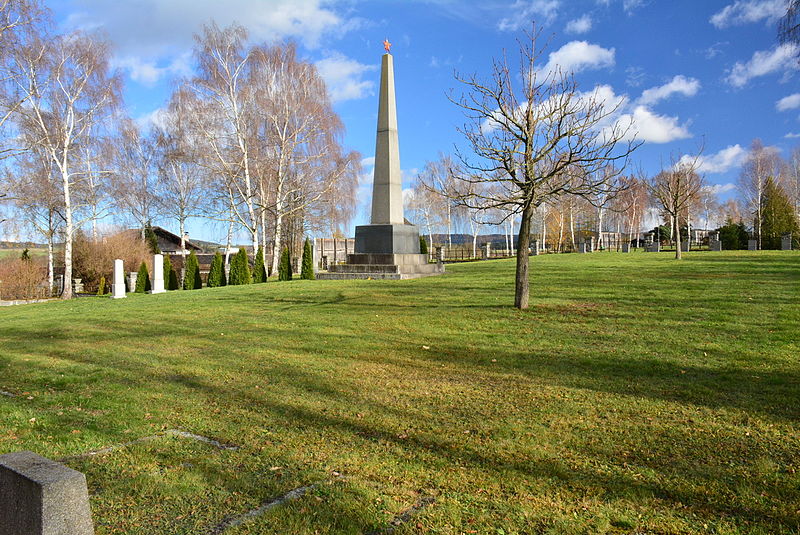 Sovjet Oorlogsgraven Waidhofen an der Thaya #1