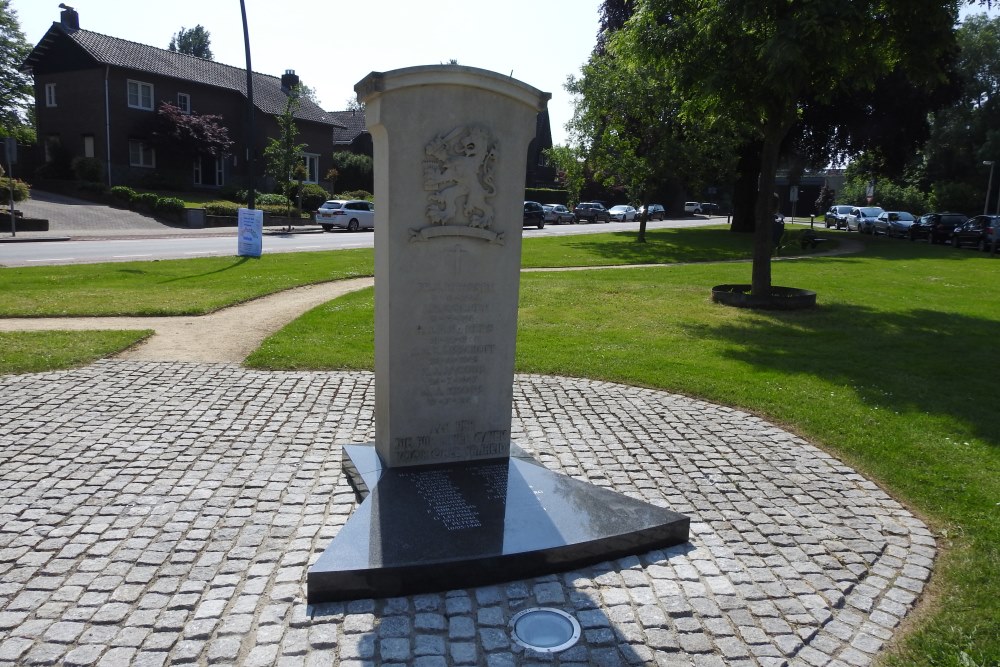 Oorlogsmonument Simpelveld #2