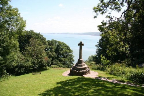 War Memorial Clovelly #1