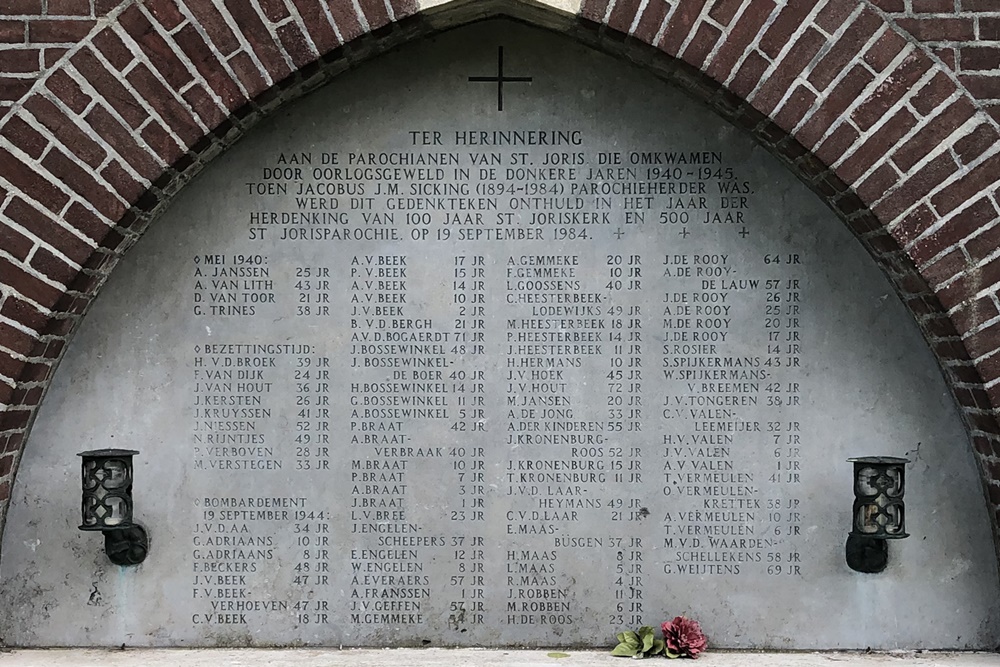 Monument Parishioners of St. Joris #2