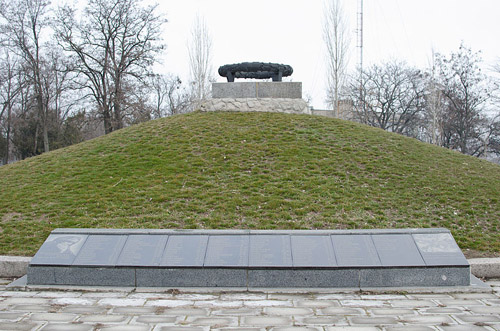 Sovjet Oorlogsbegraafplaats Mykolaiv #2