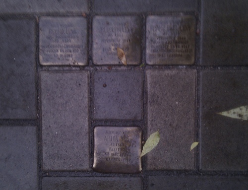 Stolpersteine Fontenay 11