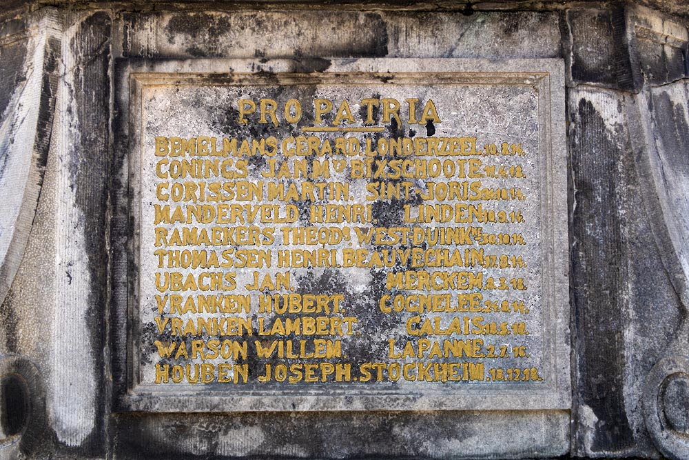 War Memorial Maasmechelen #2