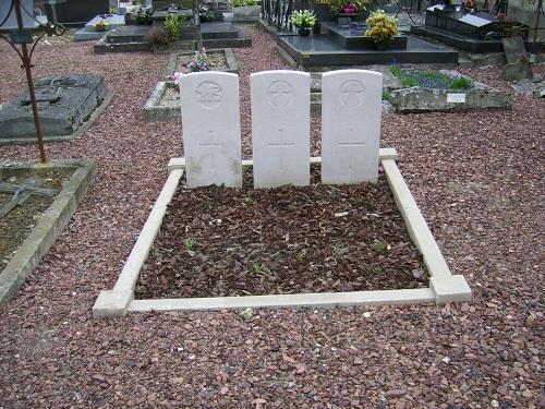 Commonwealth War Graves Le Catelet #1