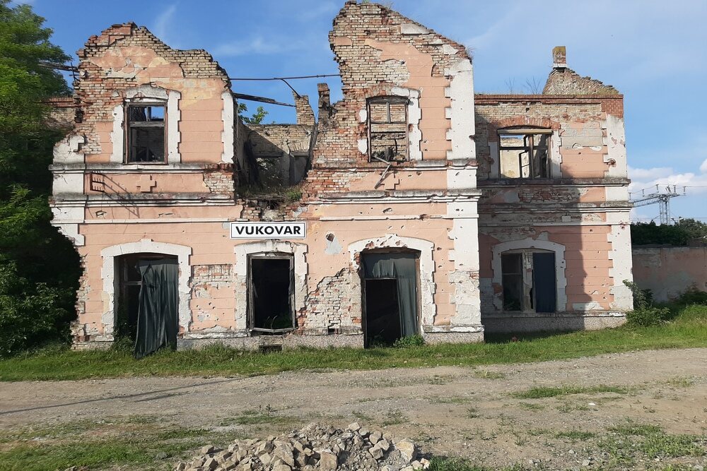 Kogelinslagen treinstation Vukovar