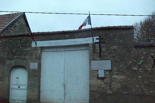 Memorials Savigny-sur-Ardres #1