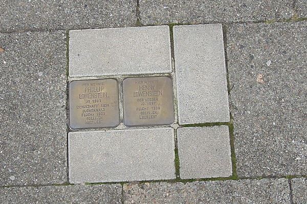 Stolpersteine Deichstraße 98 #1