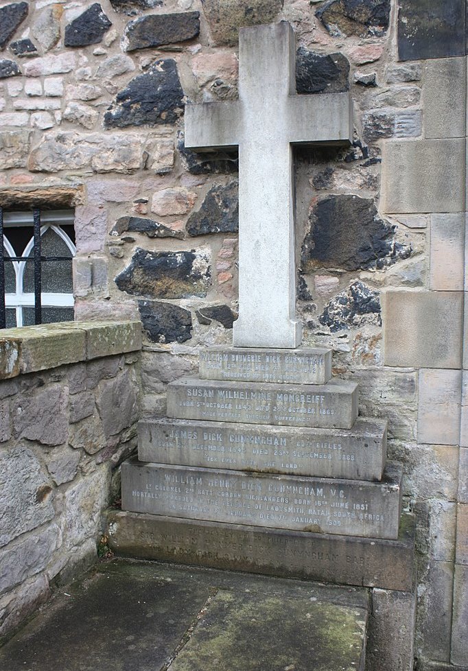 Monument Lieutenant Colonel William Henry Dick-Cunyngham VC