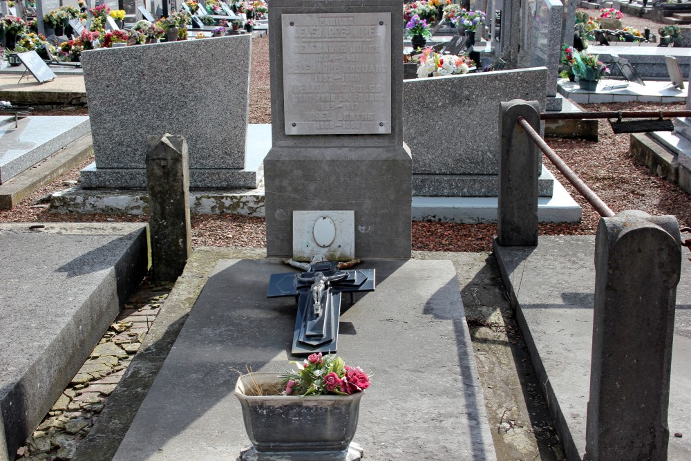 French War Graves Loos-en-Gohelle #4