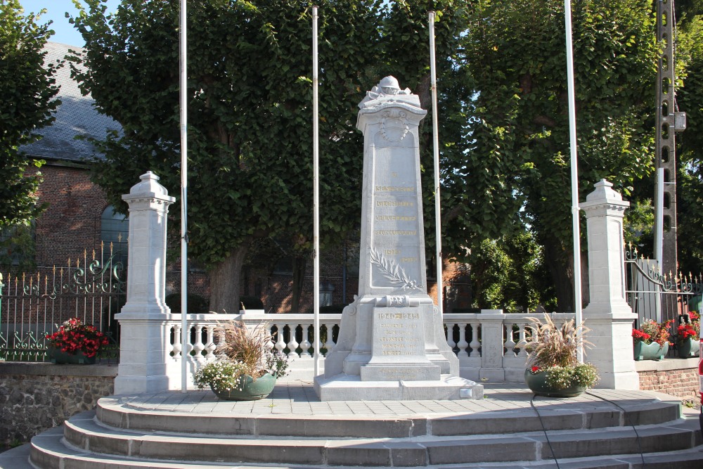 Oorlogsmonument Brugelette #1