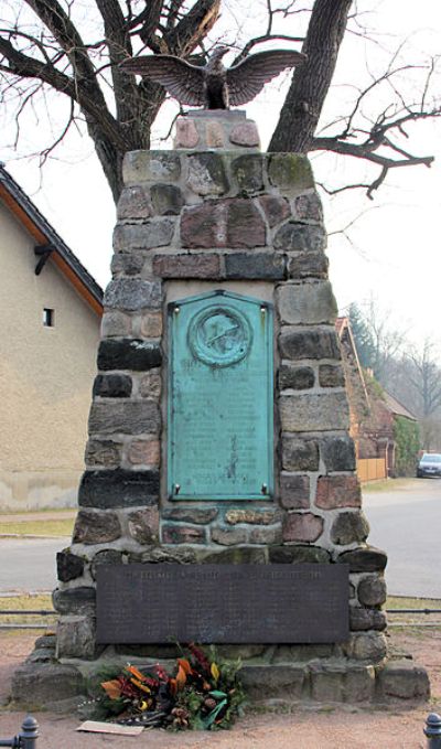 Oorlogsmonument Münchehofe #1