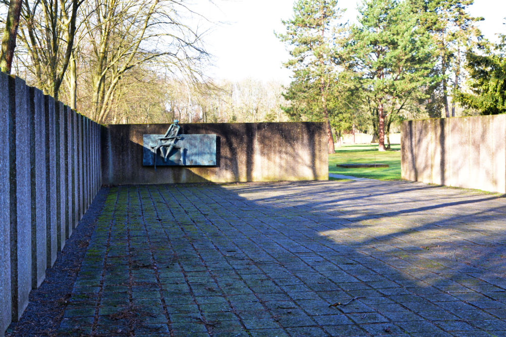 Graveyard German and Foreign Victims Of National Socialism #4