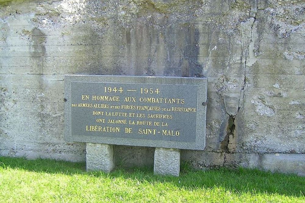 Monument Strijders voor Bevrijding Saint-Malo #1