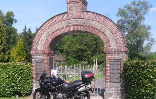 War Memorial Spetzerfehn