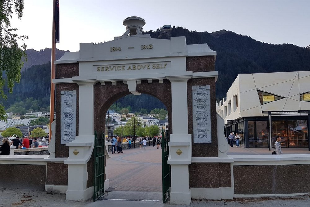 Commemorative Arch Queenstown