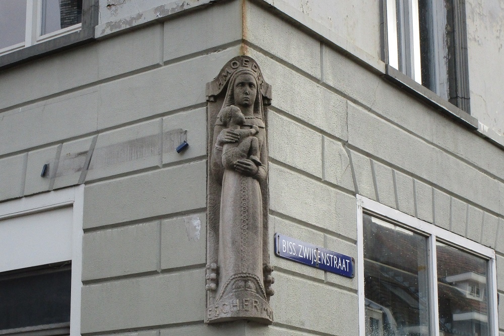 Monument Maria Bisschop Zwijsenstraat Tilburg #1