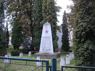 Soviet War Cemetery Żarw #1